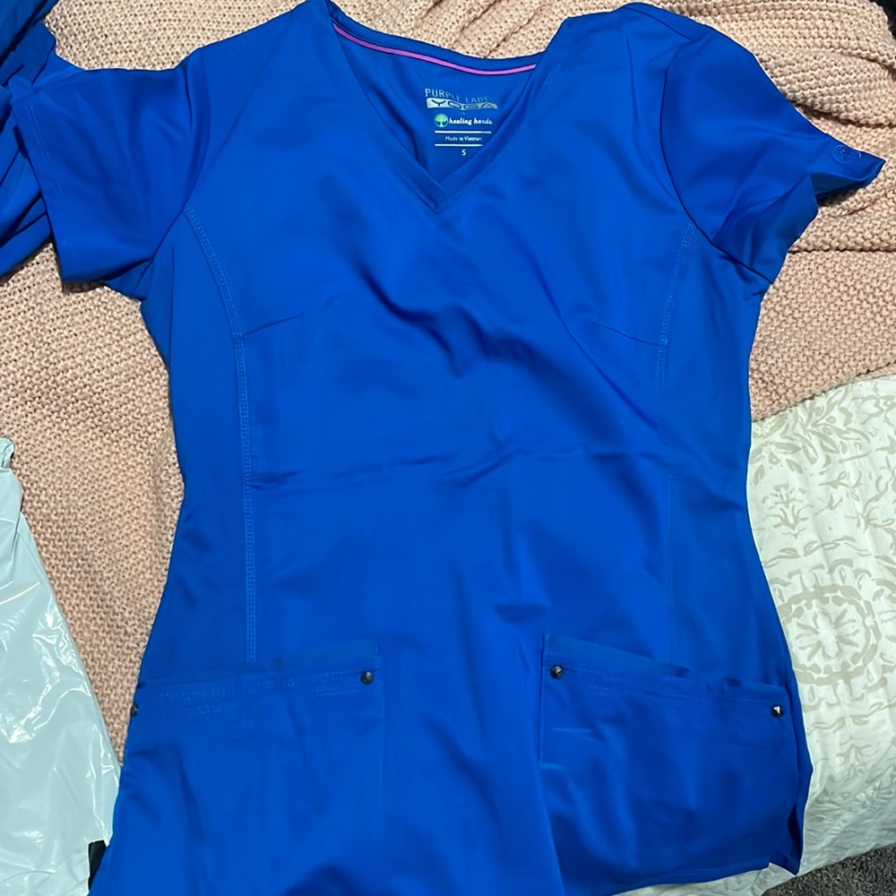 Purple Label Yoga Healing Hands Scrub Top